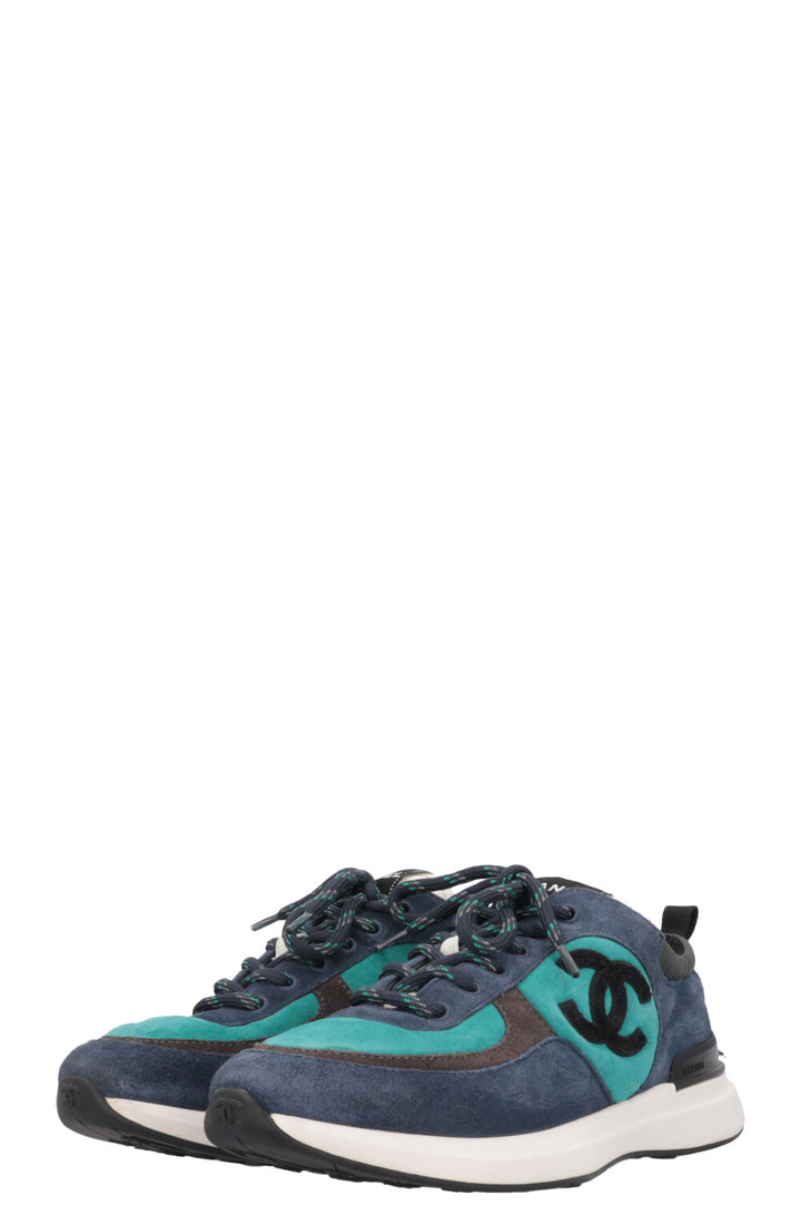 CHANEL CC Low Top Sneakers Suede Petrol