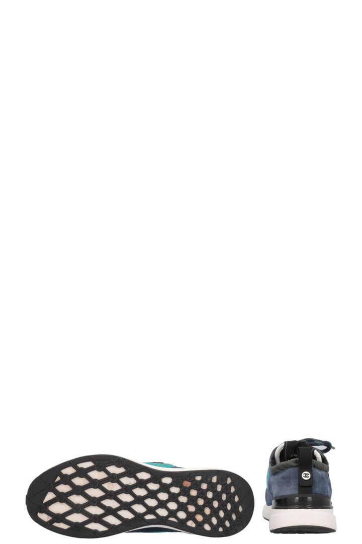 CHANEL CC Low Top Sneakers Suede Petrol