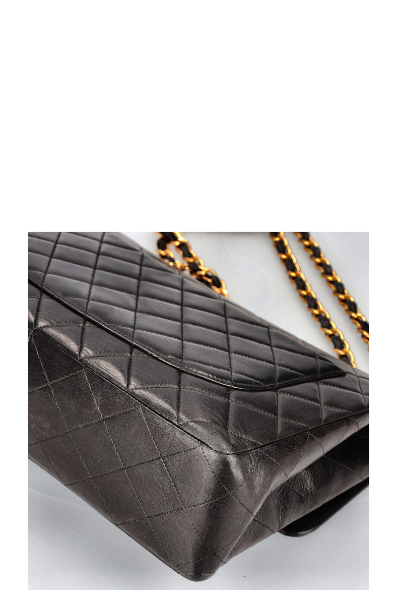 CHANEL Vintage Single Flap Bag Black