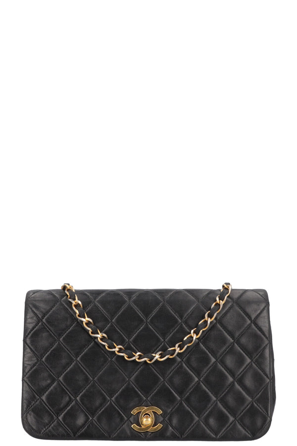 CHANEL Vintage Single Flap Bag Black