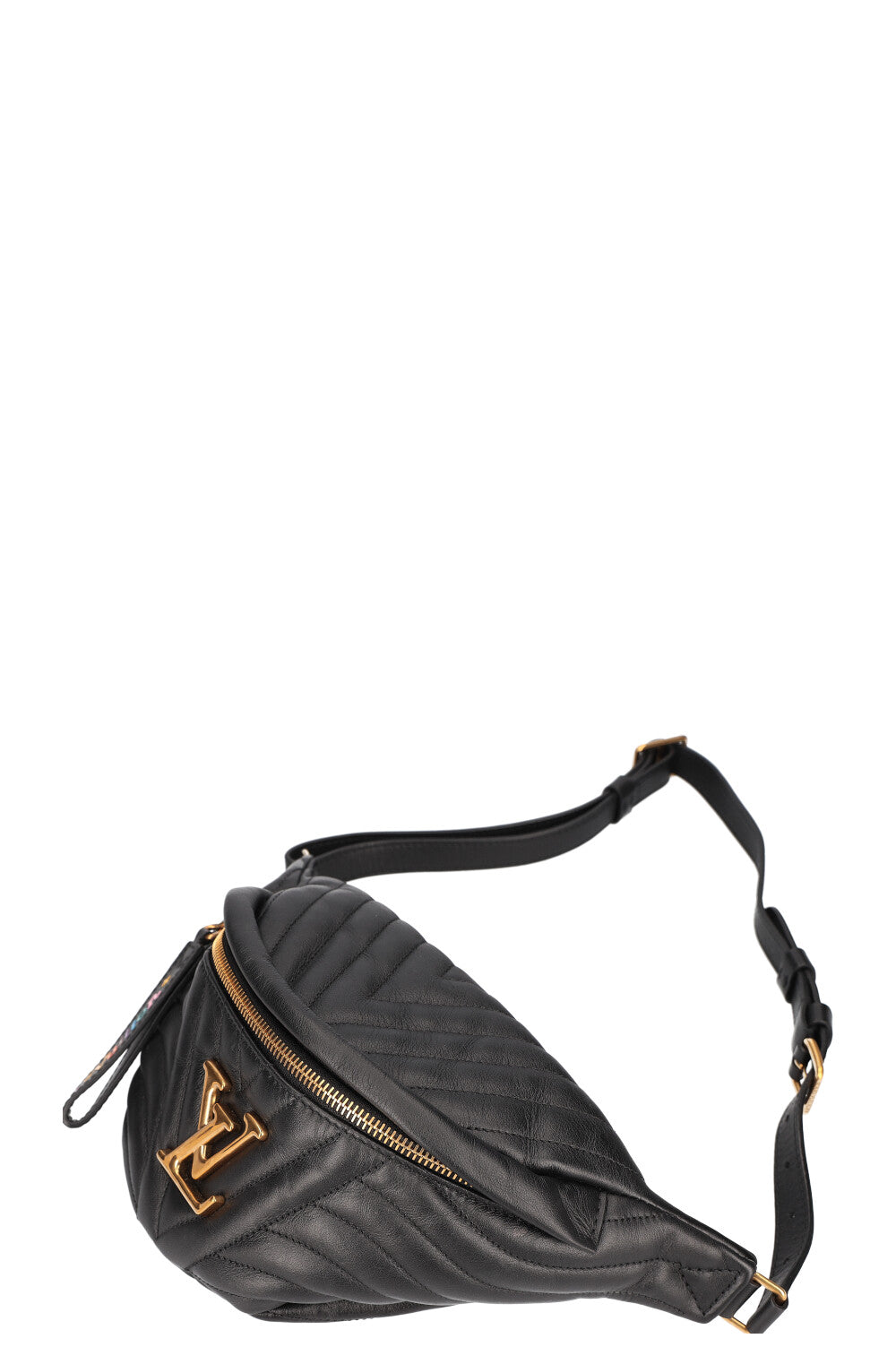 LOUIS VUITTON New Wave Bumbag Black – REAWAKE