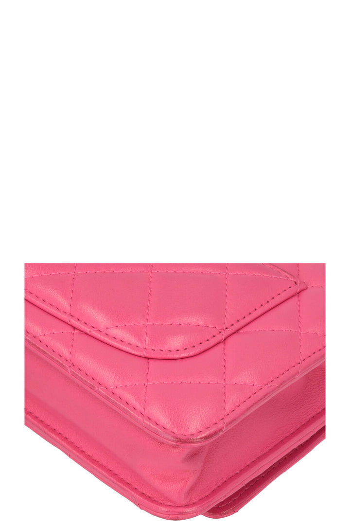 CHANEL WOC Lambksin Pink