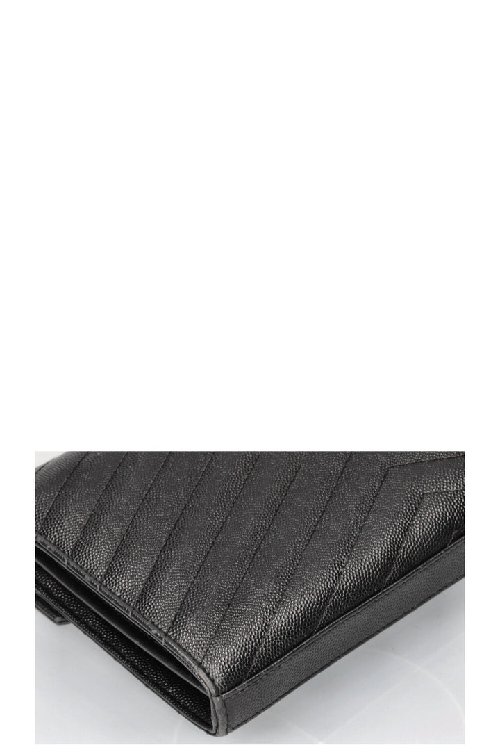 SAINT LAURENT Cassandre Wallet On Chain