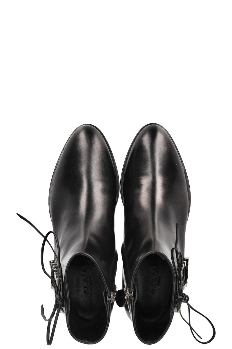 ALAÏA Boots Black
