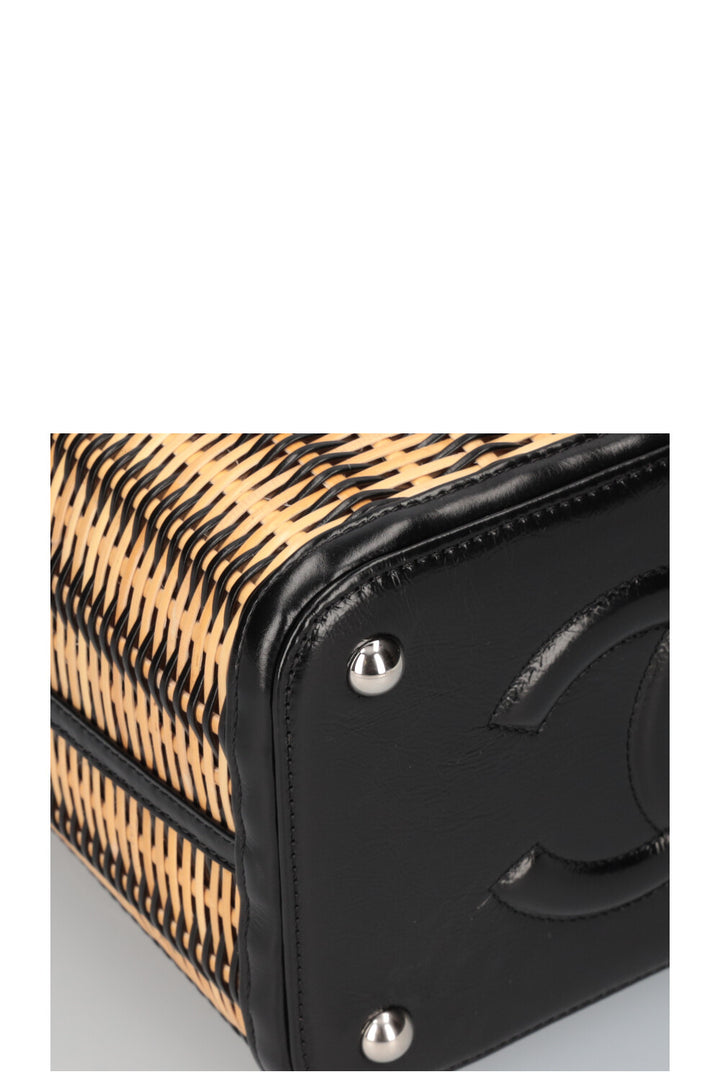 CHANEL Medium Raffia, Rattan Vanity Case Black & Beige