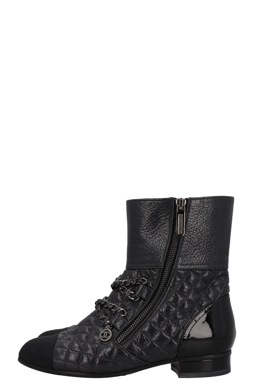CHANEL 2018 Boots Quilted Leather Black