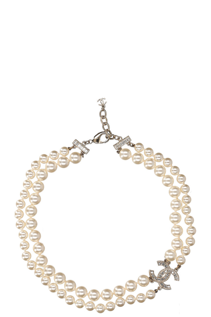 CHANEL Faux Pearl CC Collier