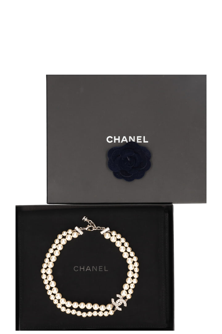 CHANEL Faux Pearl CC Necklace