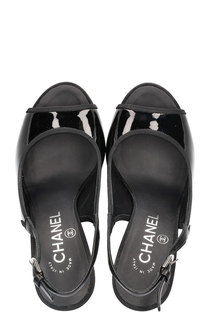 CHANEL CC Heels Patent Black
