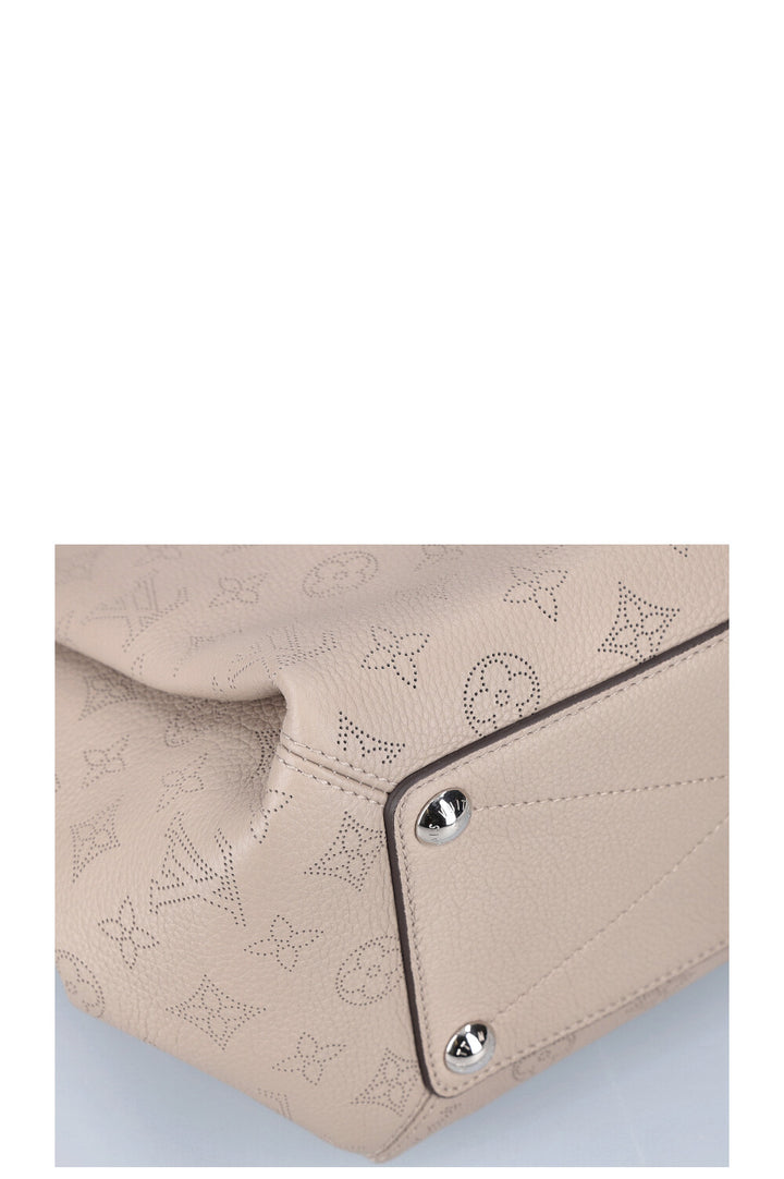 LOUIS VUITTON Babylone Bag Mahina Grey
