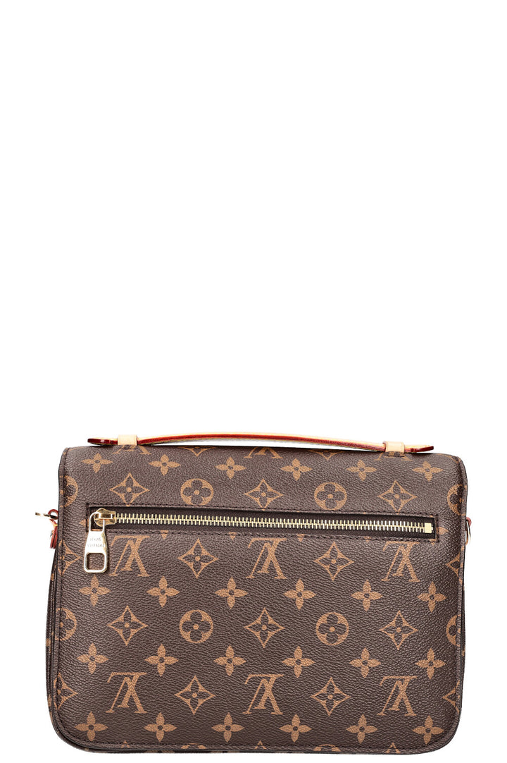 LOUIS VUITTON Pochette Metis Monogram Canvas