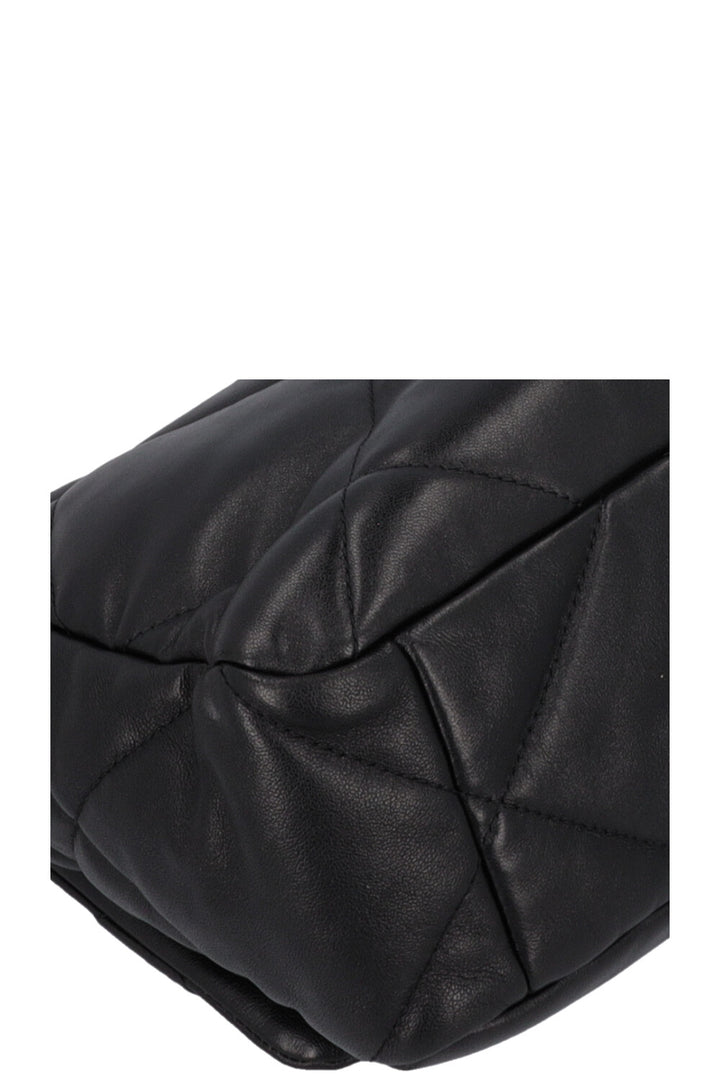 CHANEL 19 Medium Crossbody Bag Black
