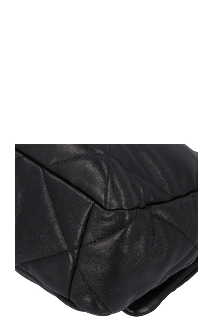 CHANEL 19 Medium Crossbody Bag Black