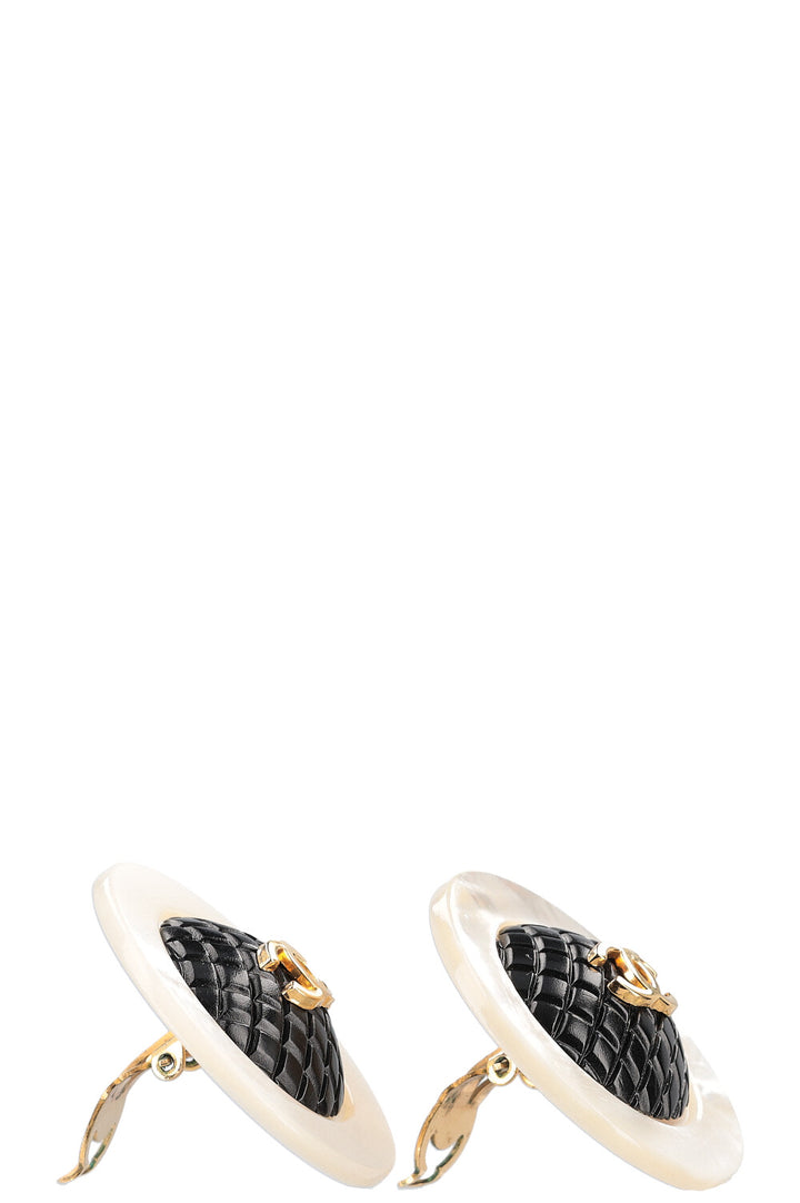 CHANEL Clips d'oreilles ronds CC
