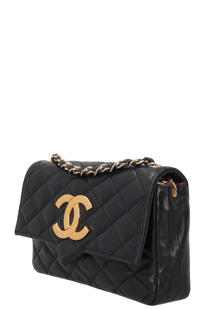 CHANEL Vintage Flap Bag Leather Black
