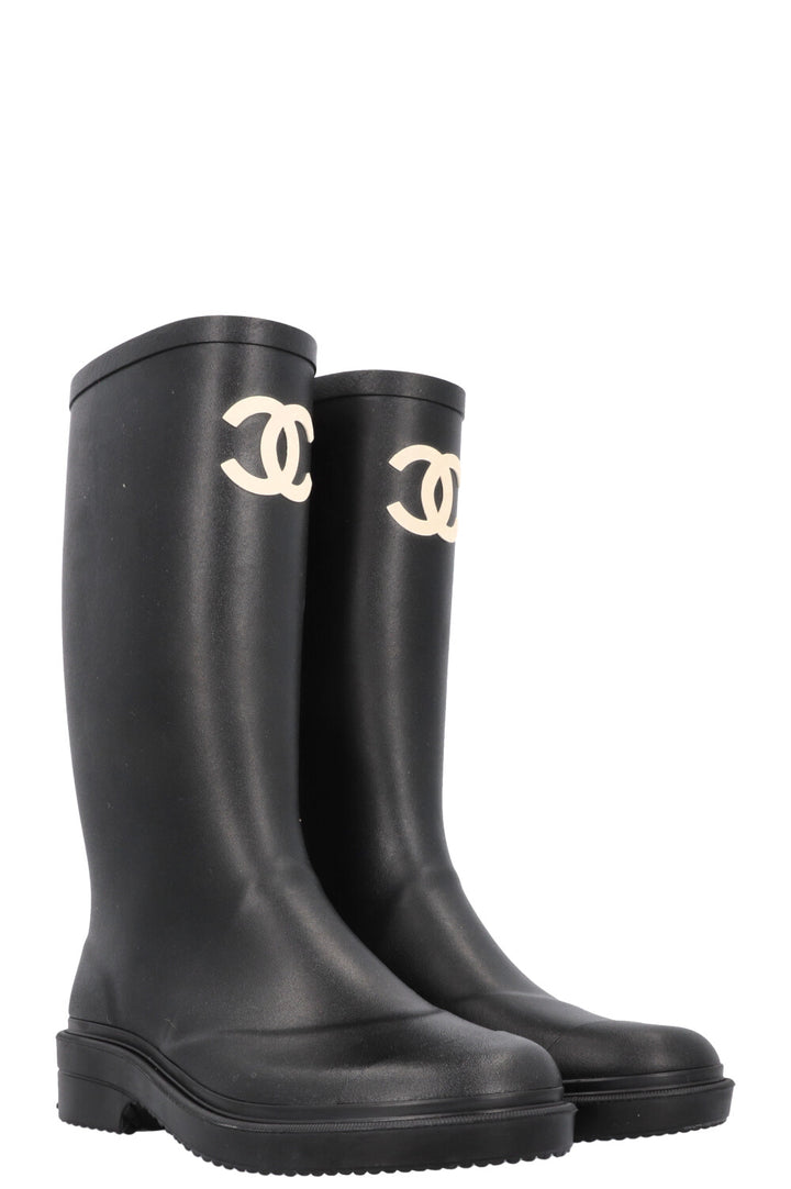 CHANEL CC Rubber Rain Boots Black