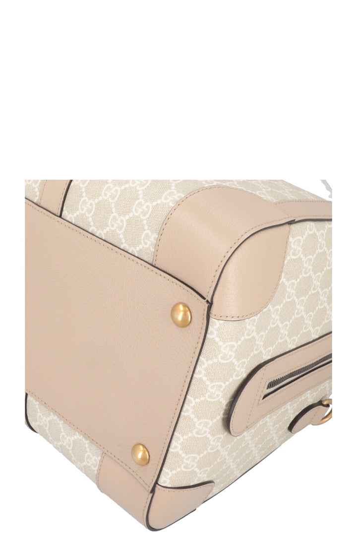 GUCCI GG Savoy Medium Duffle Bag