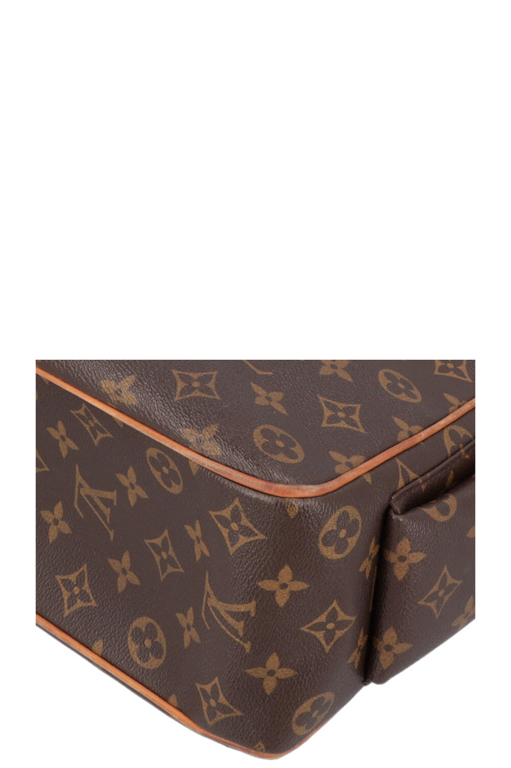 LOUIS VUITTON Multipli Cite Shoulder Bag MNG Canvas