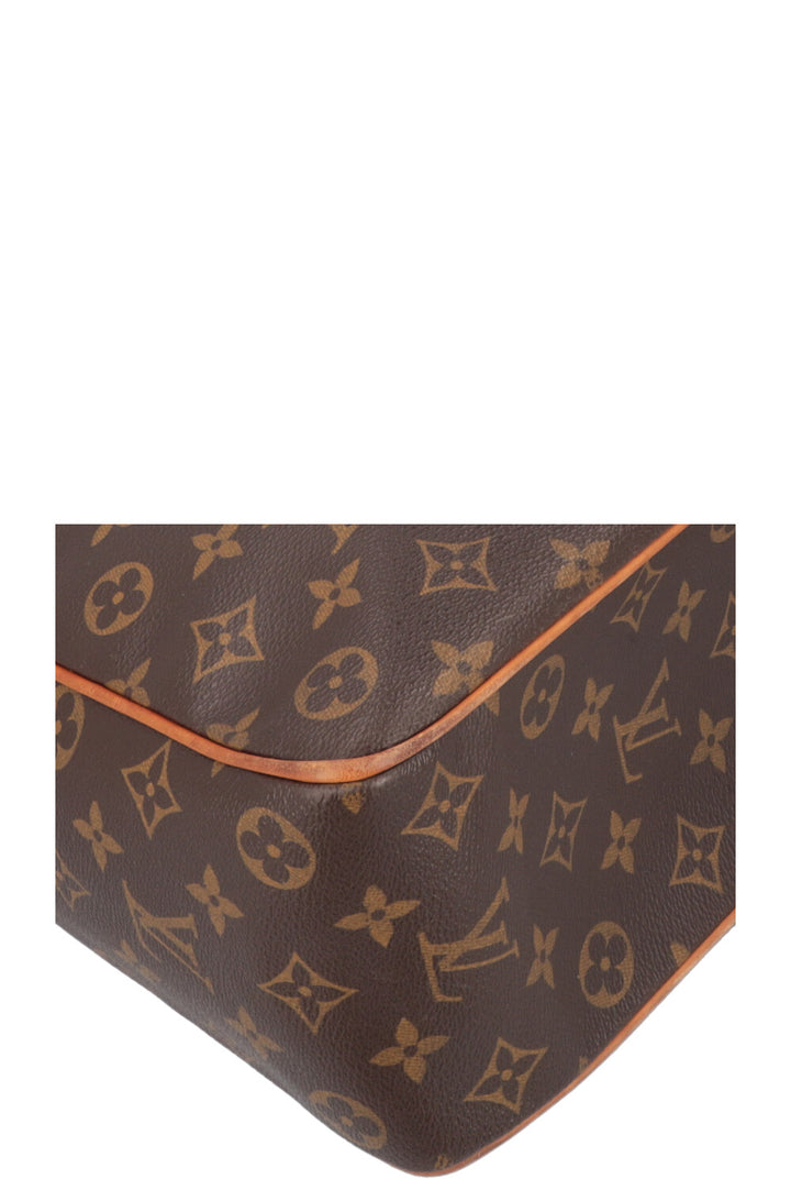 LOUIS VUITTON Multipli Cite Shoulder Bag MNG Canvas