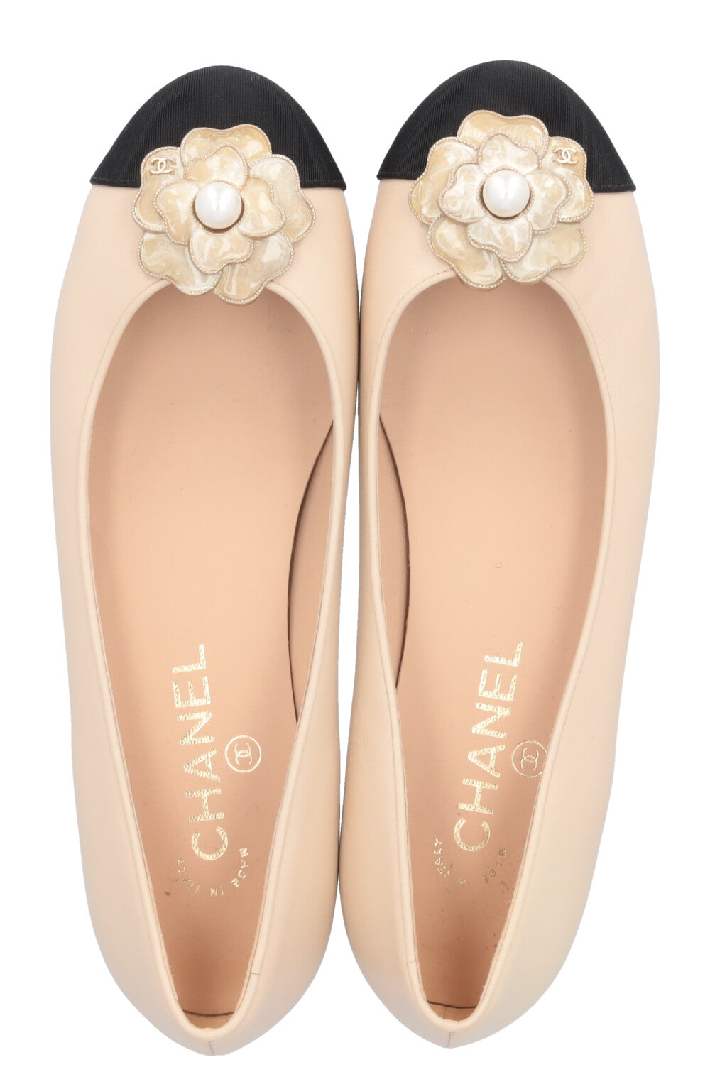 CHANEL Gripoix Camellia Ballet Flats Beige – REAWAKE