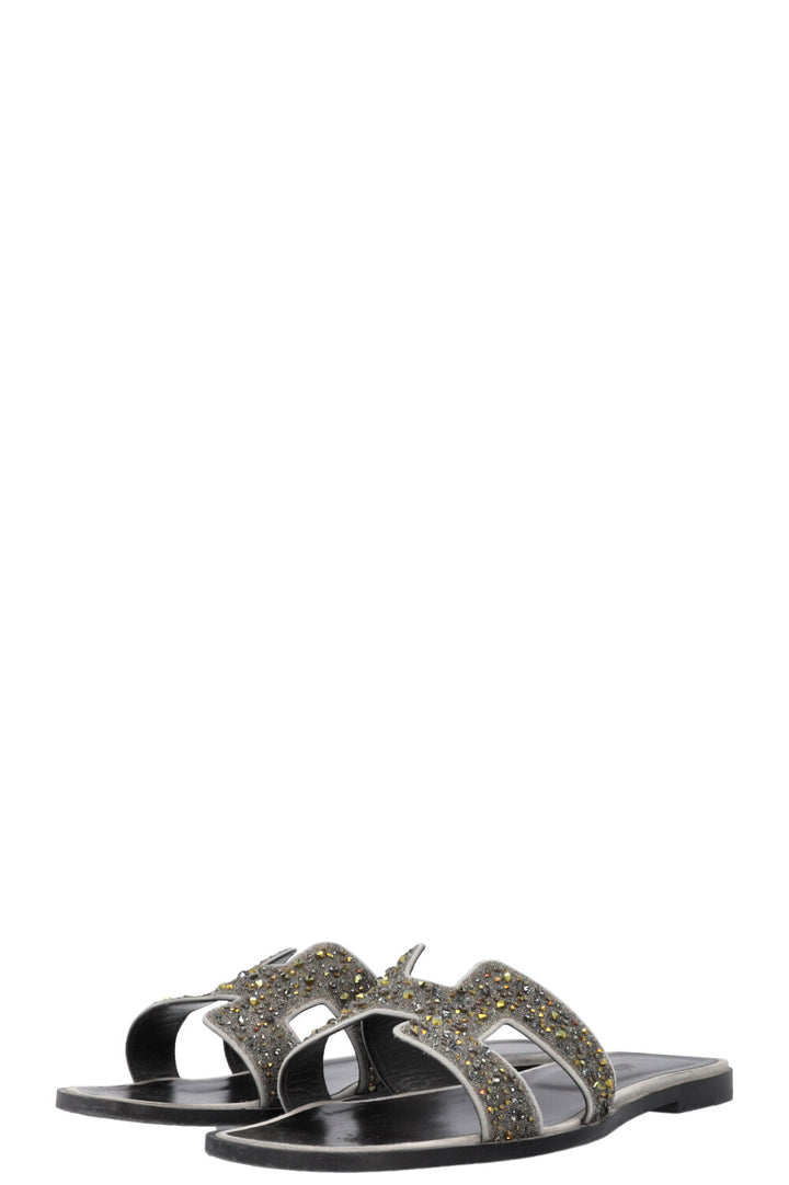 HERMÈS Oran Flats Crystal Grey Black