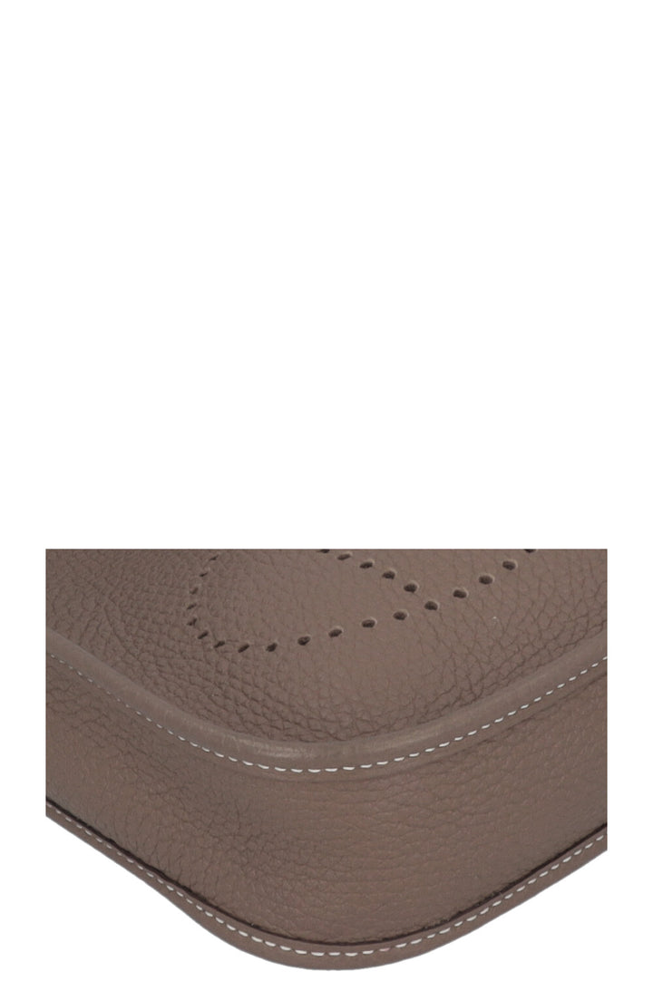 HERMÈS Evelyne TPM 16 Etoupe Gold Blue
