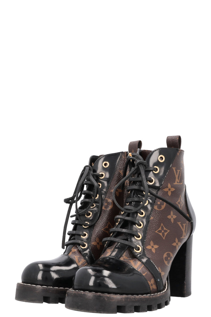 LOUIS VUITTON Star Trail Ankle Boots MNG