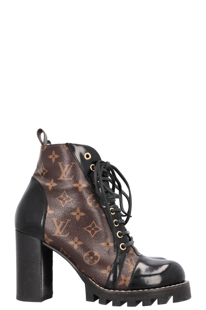 LOUIS VUITTON Star Trail Ankle Boots MNG