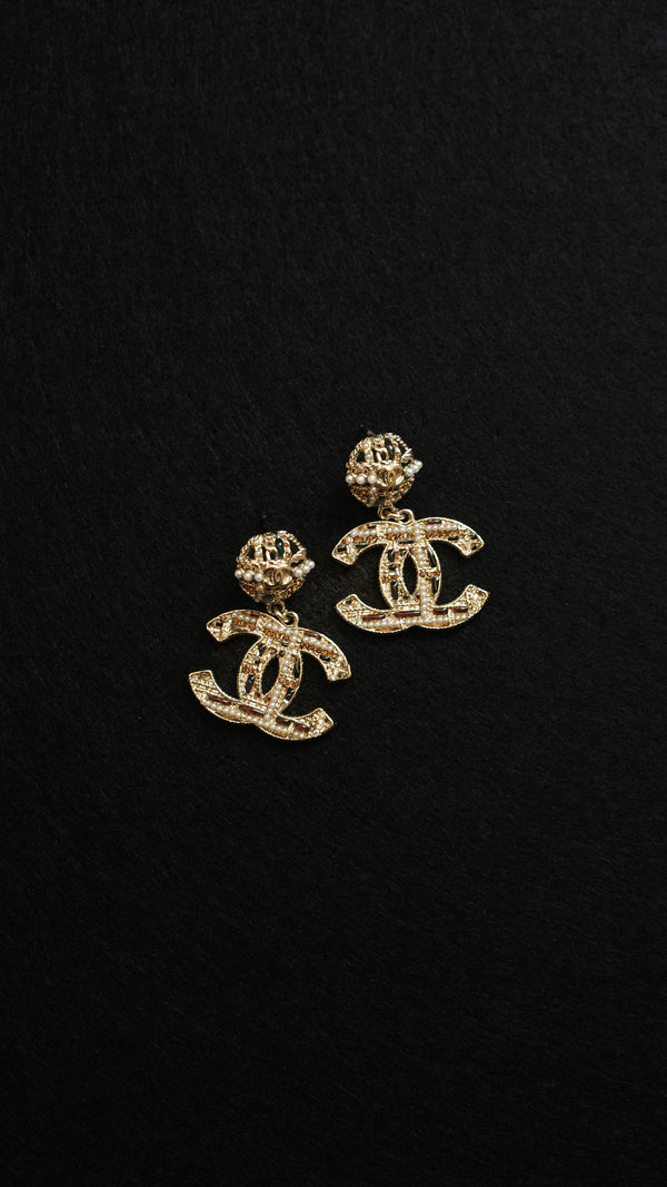 CHANEL 2019 CC Earrings Champagne