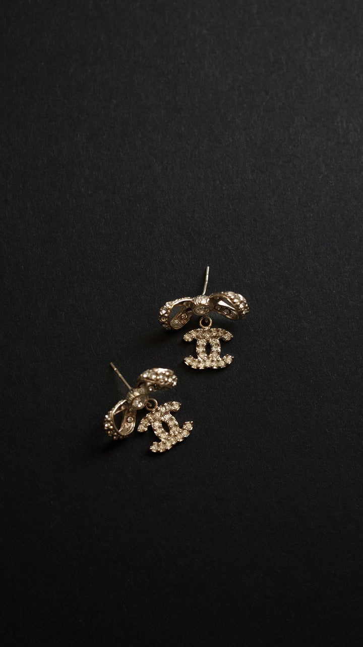 CHANEL 2019 Bow Earrings Champagne