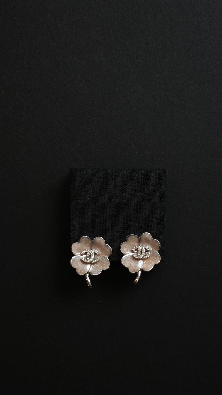 CHANEL 2001 Shamrock CC Clip Earrings