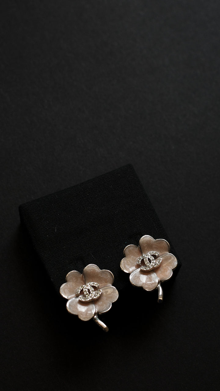 CHANEL 2001 Shamrock CC Clip Earrings