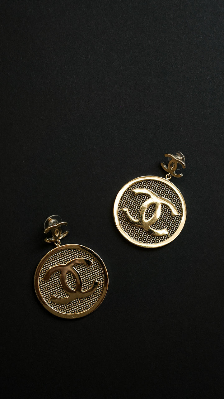 CHANEL 2017 CC Round Earrings Champagne
