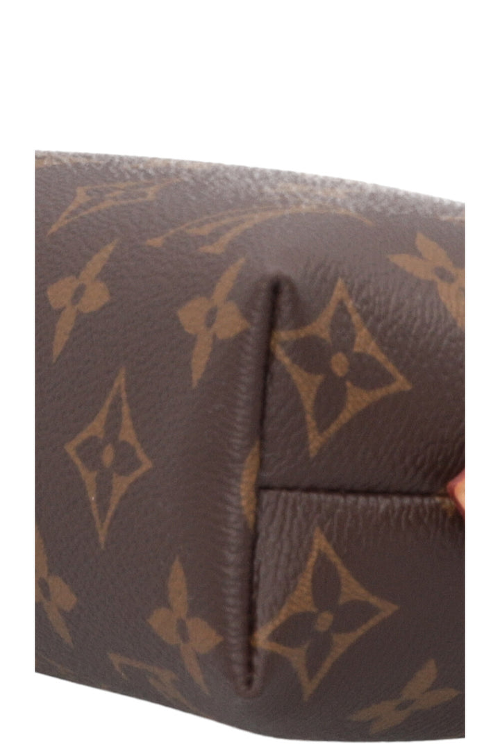 LOUIS VUITTON Cosmetic Pouch MM MNG