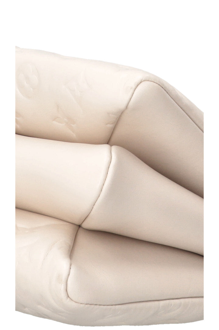 LOUIS VUITTON Coussin PM Lambskin White