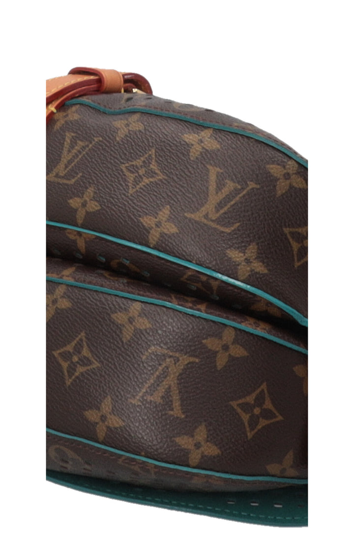 LOUIS VUITTON Flore Saumur 30 MNG