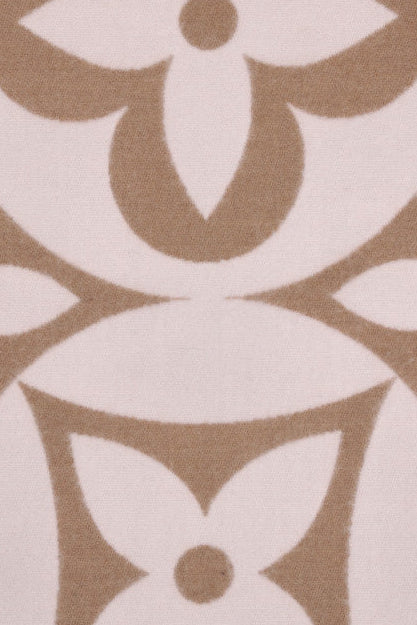 LOUIS VUITTON Medaillon Scarf Wool Beige