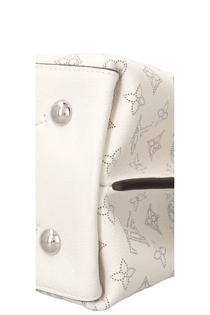 LOUIS VUITTON Muria Bucket Bag Mahina White