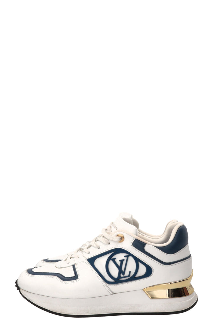 LOUIS VUITTON Neo Run Away Sneakers Calfskin White