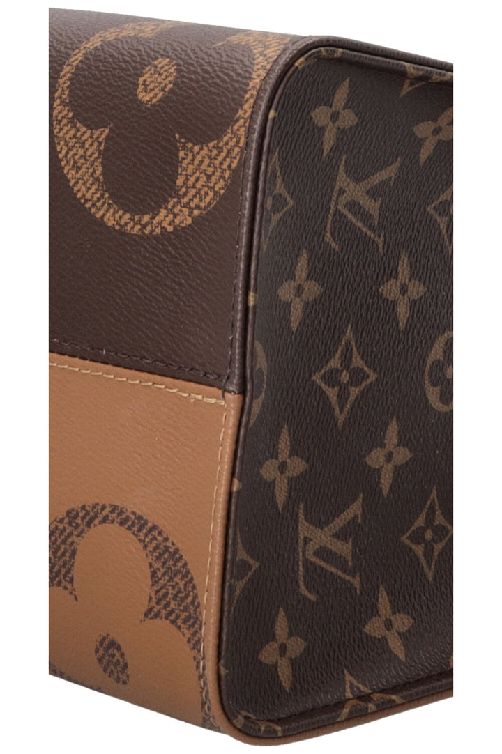 LOUIS VUITTON OnTheGo MM Giant MNG Toile marron
