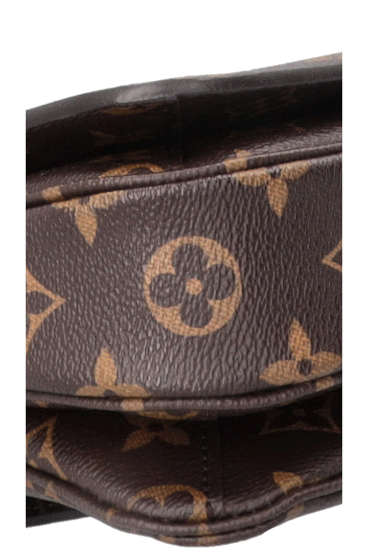 LOUIS VUITTON Pochette Métis Canvas Ebene