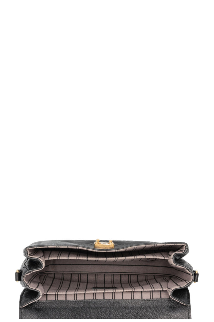 LOUIS VUITTON Pochette Métis Empreinte Black
