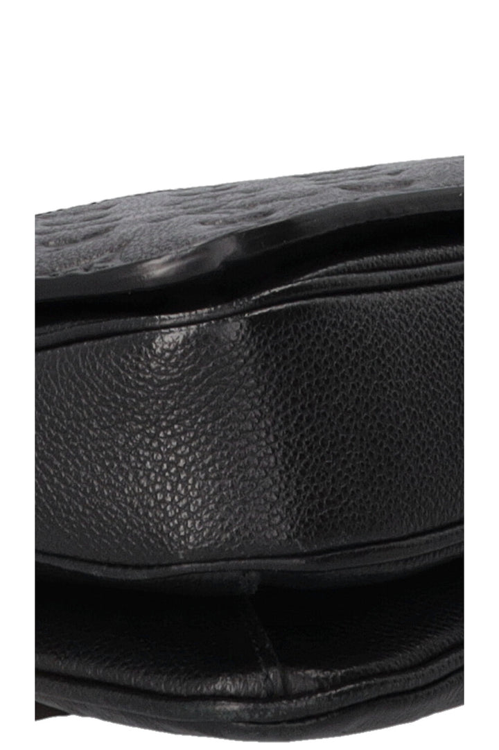 LOUIS VUITTON Pochette Métis Empreinte Noir