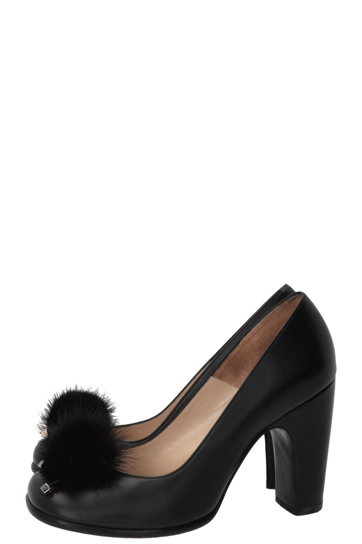 Escarpins à pompons LOUIS VUITTON en cuir noir
