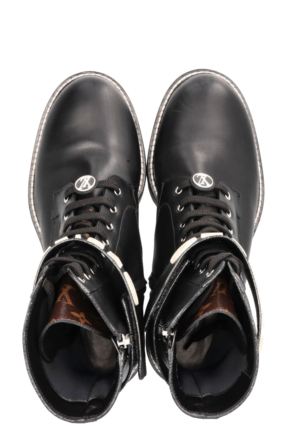 LOUIS VUITTON Ranger Boots Calfskin Black