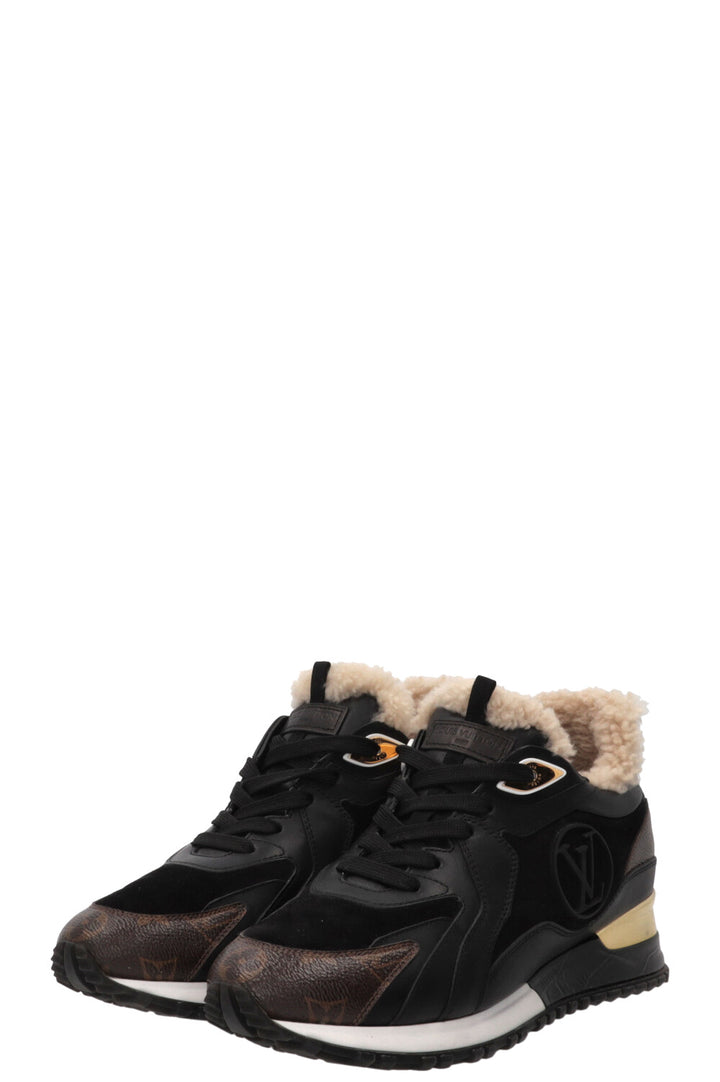 LOUIS VUITTON Run Away Sneakers Leather Black