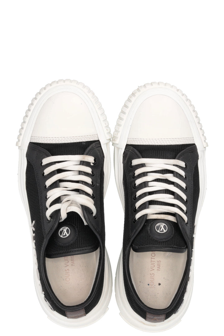 LOUIS VUITTON Squad Sneaker Canvas Black
