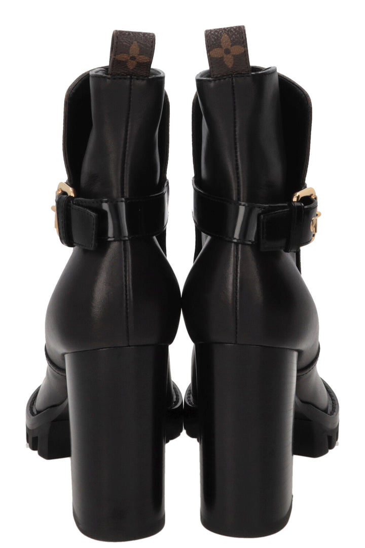 LOUIS VUITTON Star Trail Boots Calfskin Black