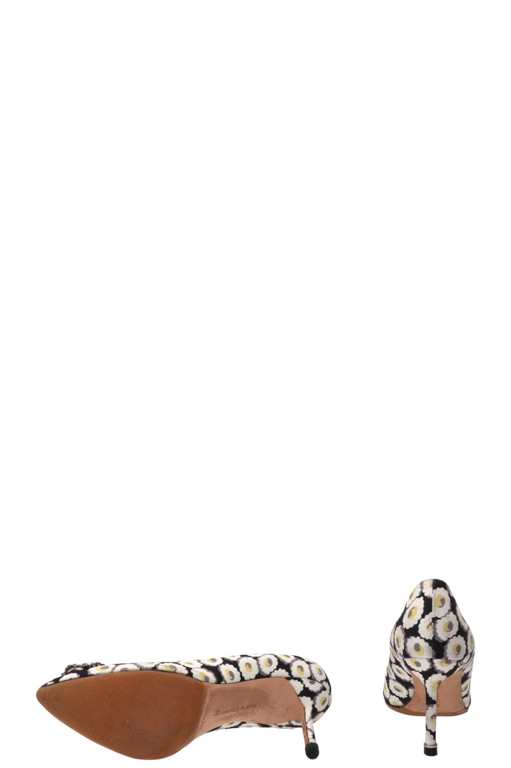 MANOLO BLAHNIK Floral Hangisi Pumps Canvas