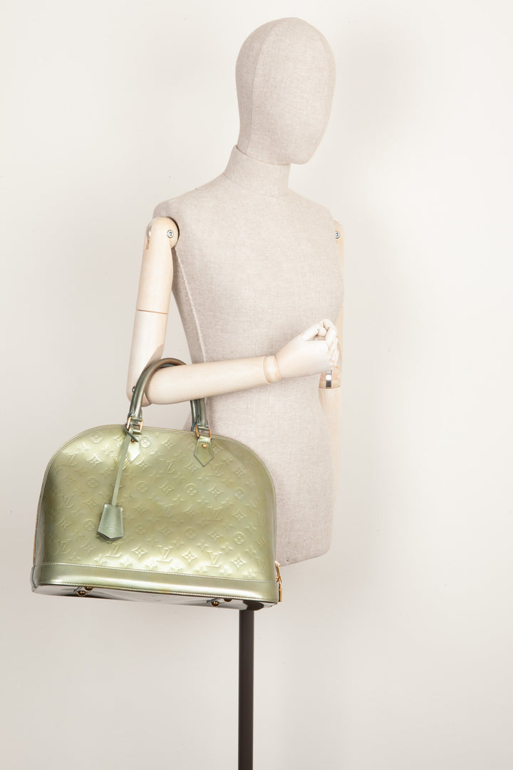 LOUIS VUITTON Alma Bag GM Vernis Vert Tonic